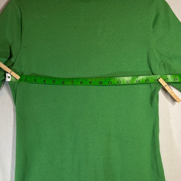 Ann Taylor Vibrant Green Short Sleeve Top (Medium, Petite) - Picture 7 of 8